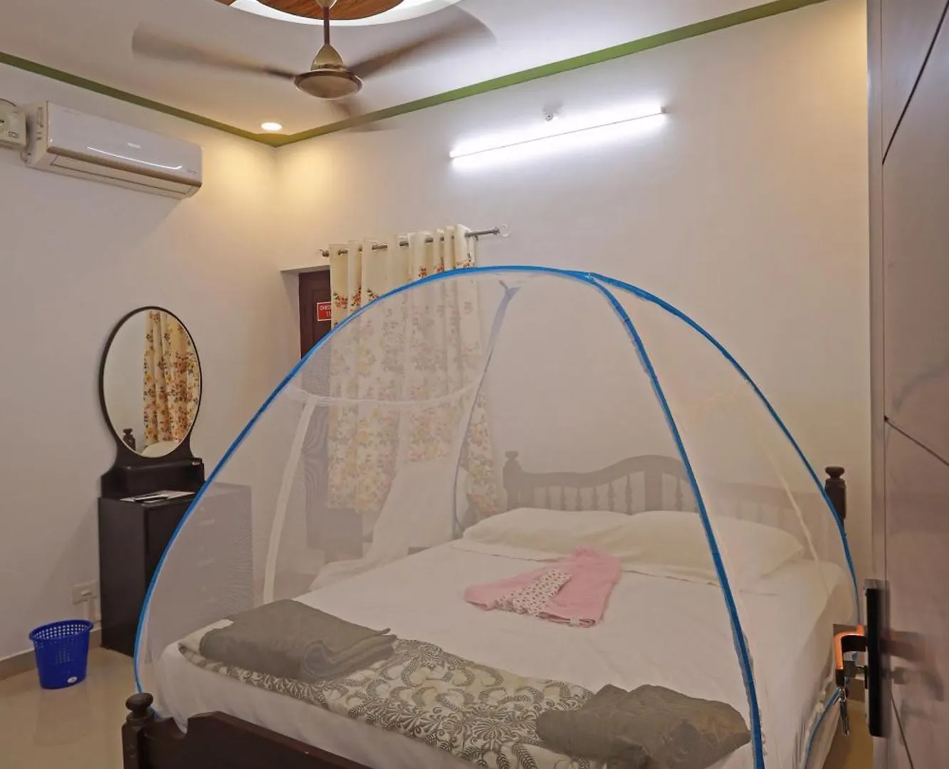 Grand Marari Bed & Breakfast Alappuzha India